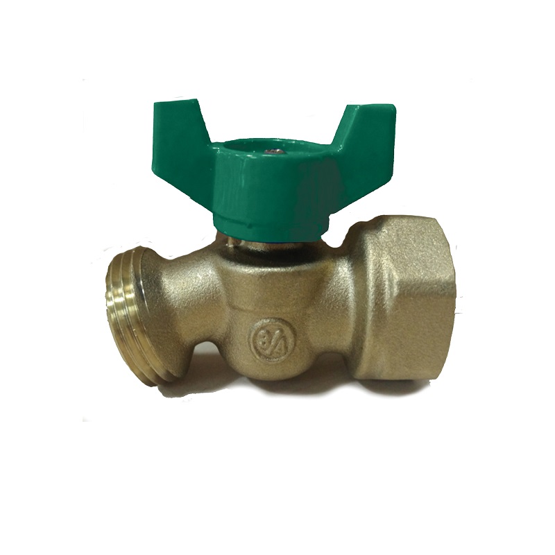 The Arrowhead Brass NK50F-QT no kink hose bib is made from heavy patterned lead-free brass and has a ½” female iron pipe (FIP) inlet.